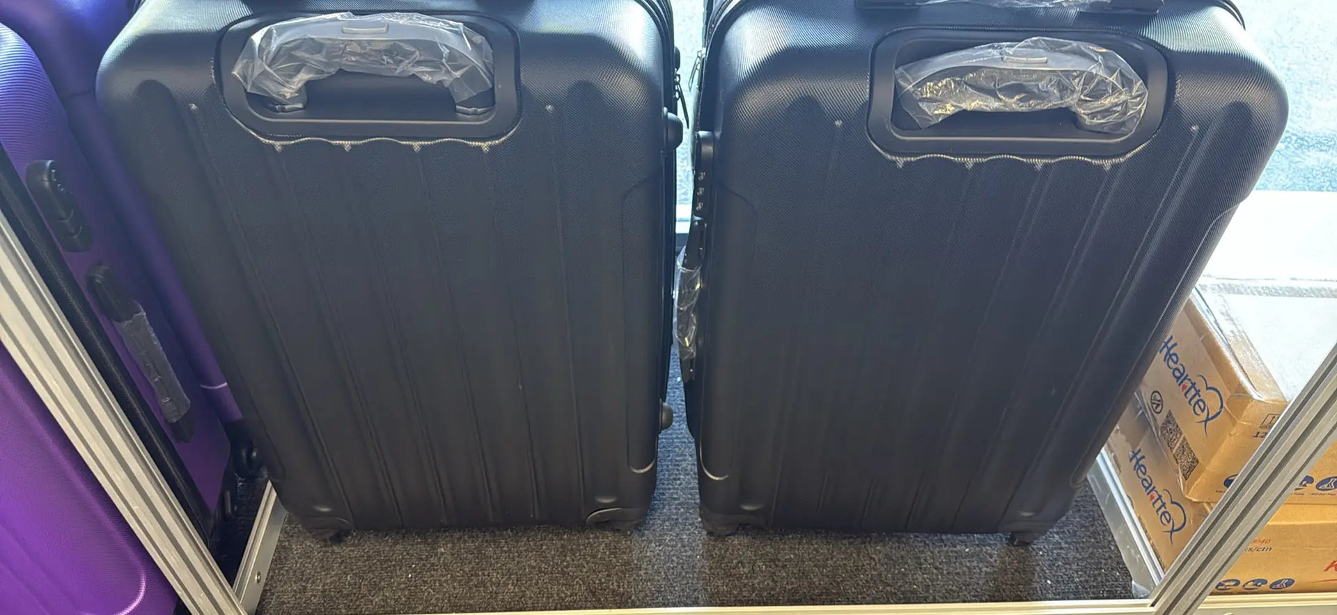 24" Travel Suitcase – Lightweight Hard Shell Luggage with TSA Lock Super Outlets