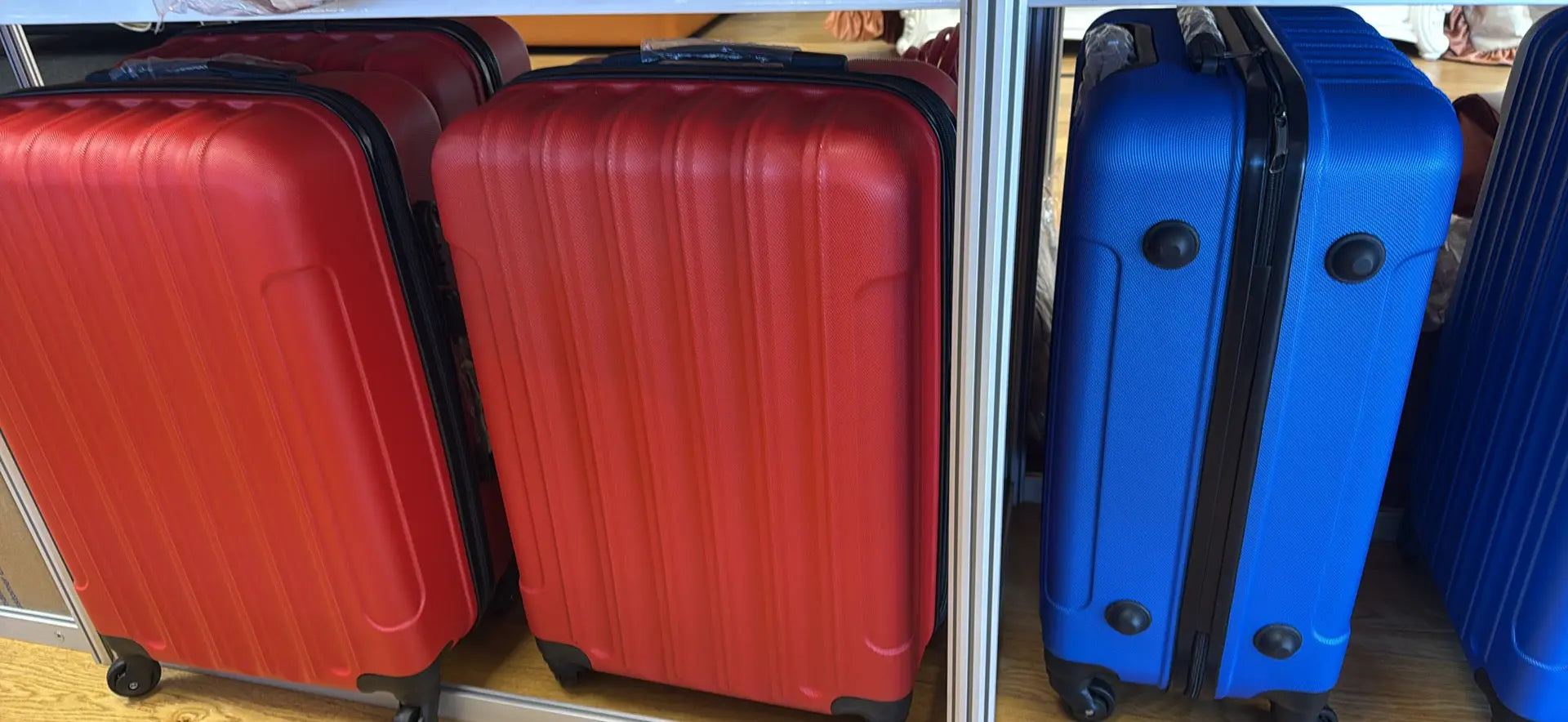 24" Travel Suitcase – Lightweight Hard Shell Luggage with TSA Lock Super Outlets