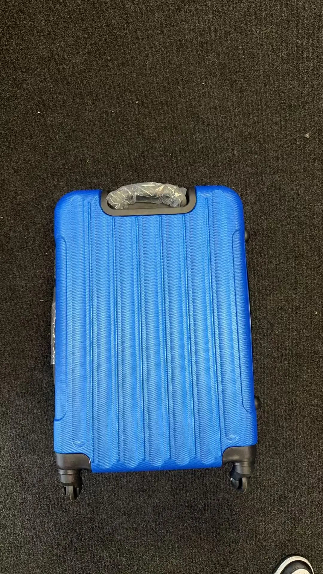 24" Travel Suitcase – Lightweight Hard Shell Luggage with TSA Lock Super Outlets