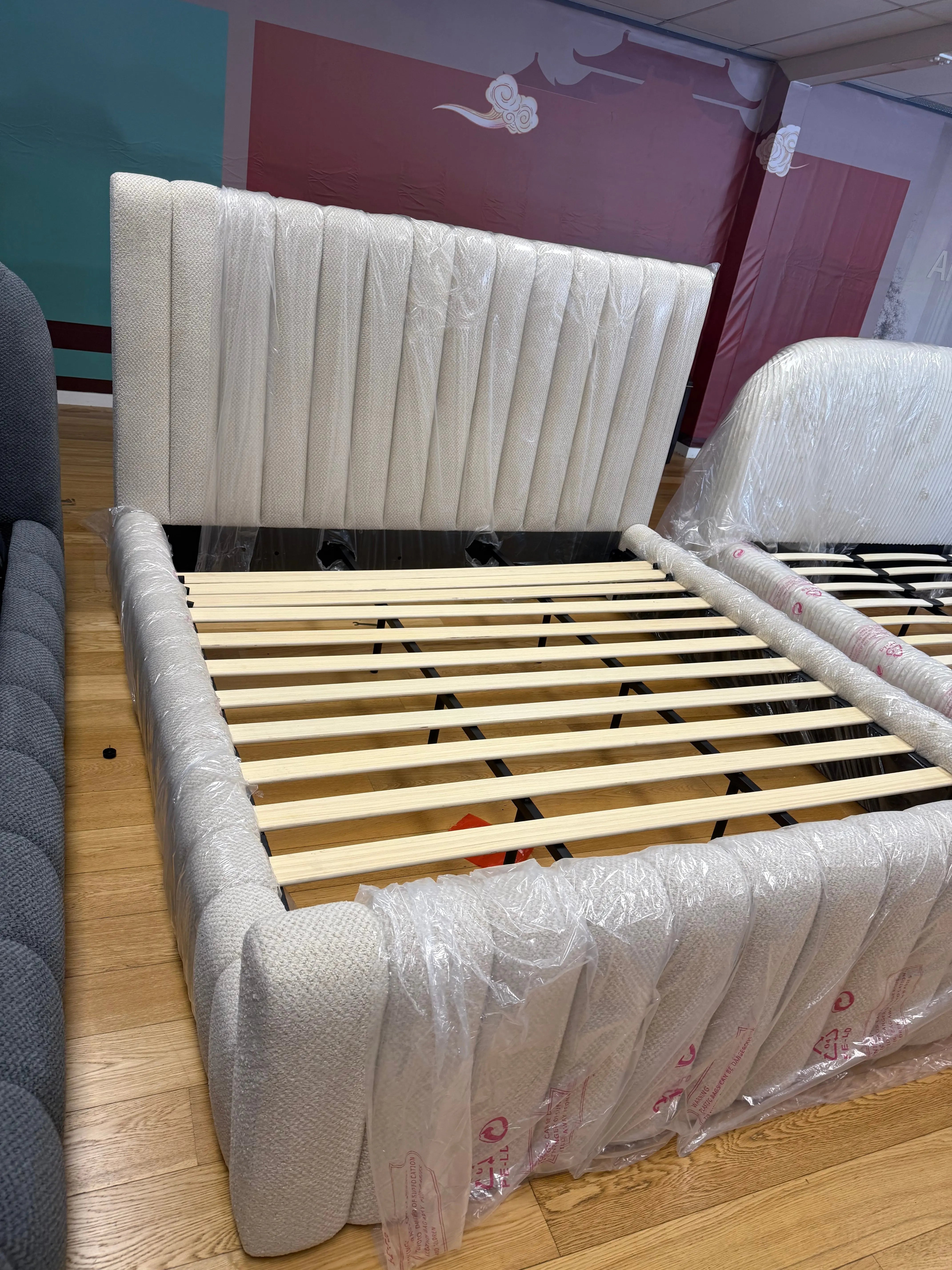 ZX-1295 Modern Upholstered Bed Frame Heyday furniture