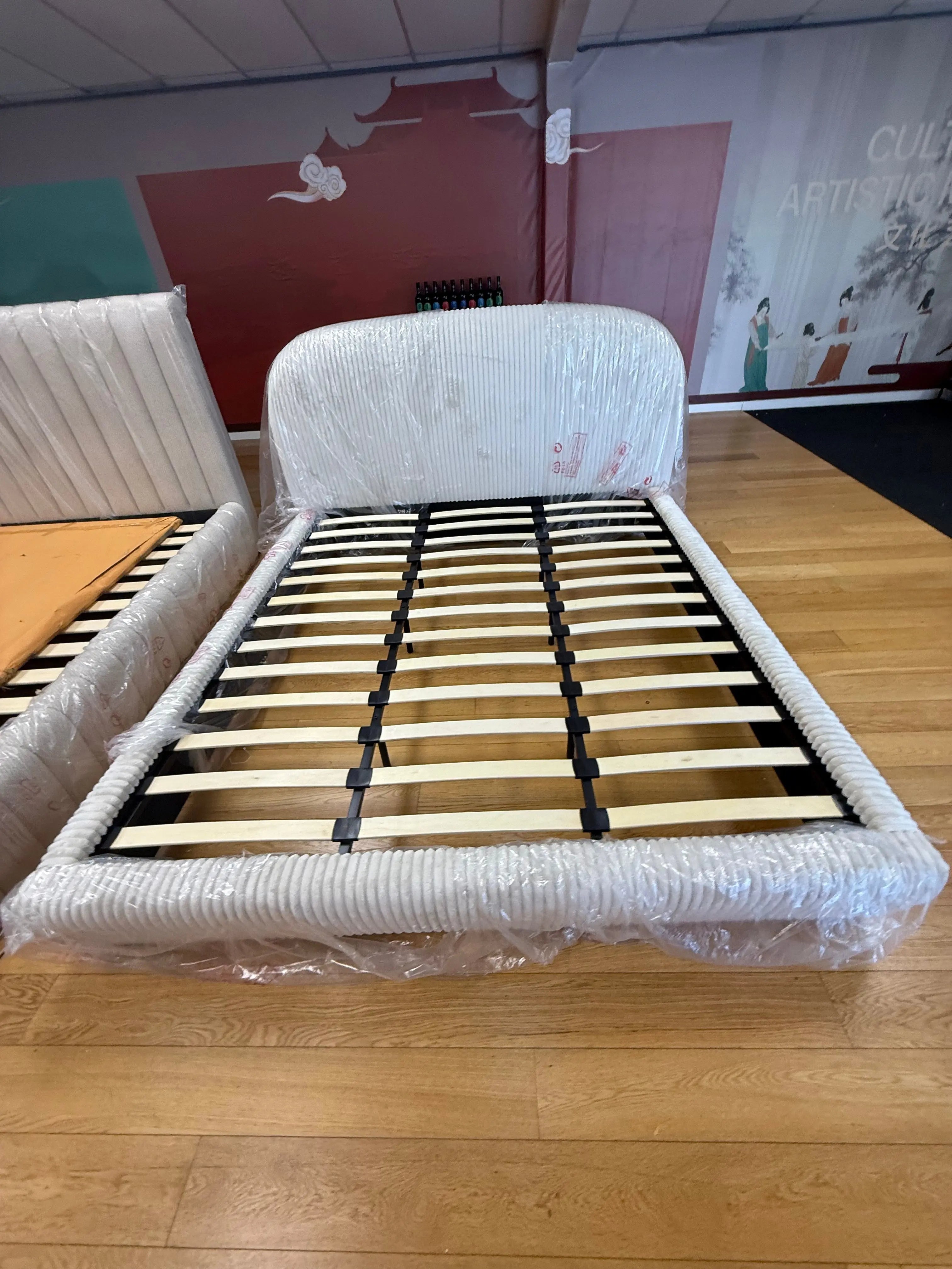 ZX-1300 Modern Velvet Upholstered Bed Frame Heyday furniture