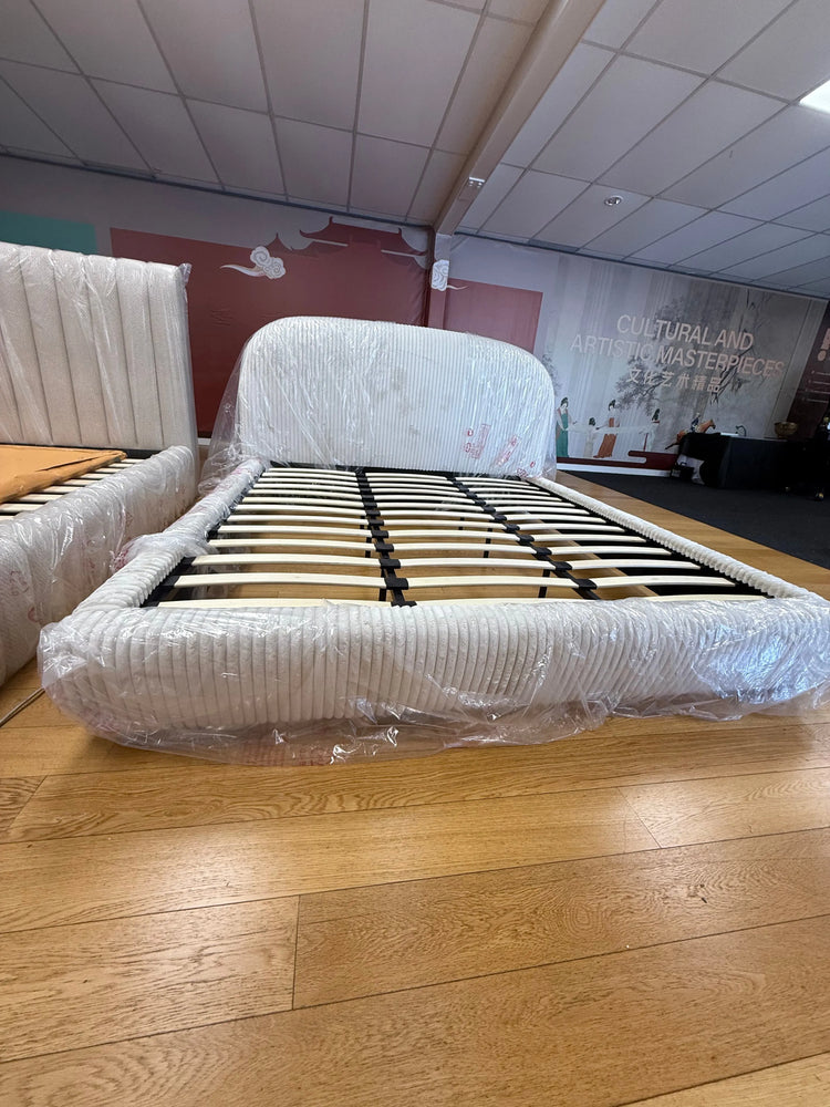 ZX-1300 Modern Velvet Upholstered Bed Frame Heyday furniture