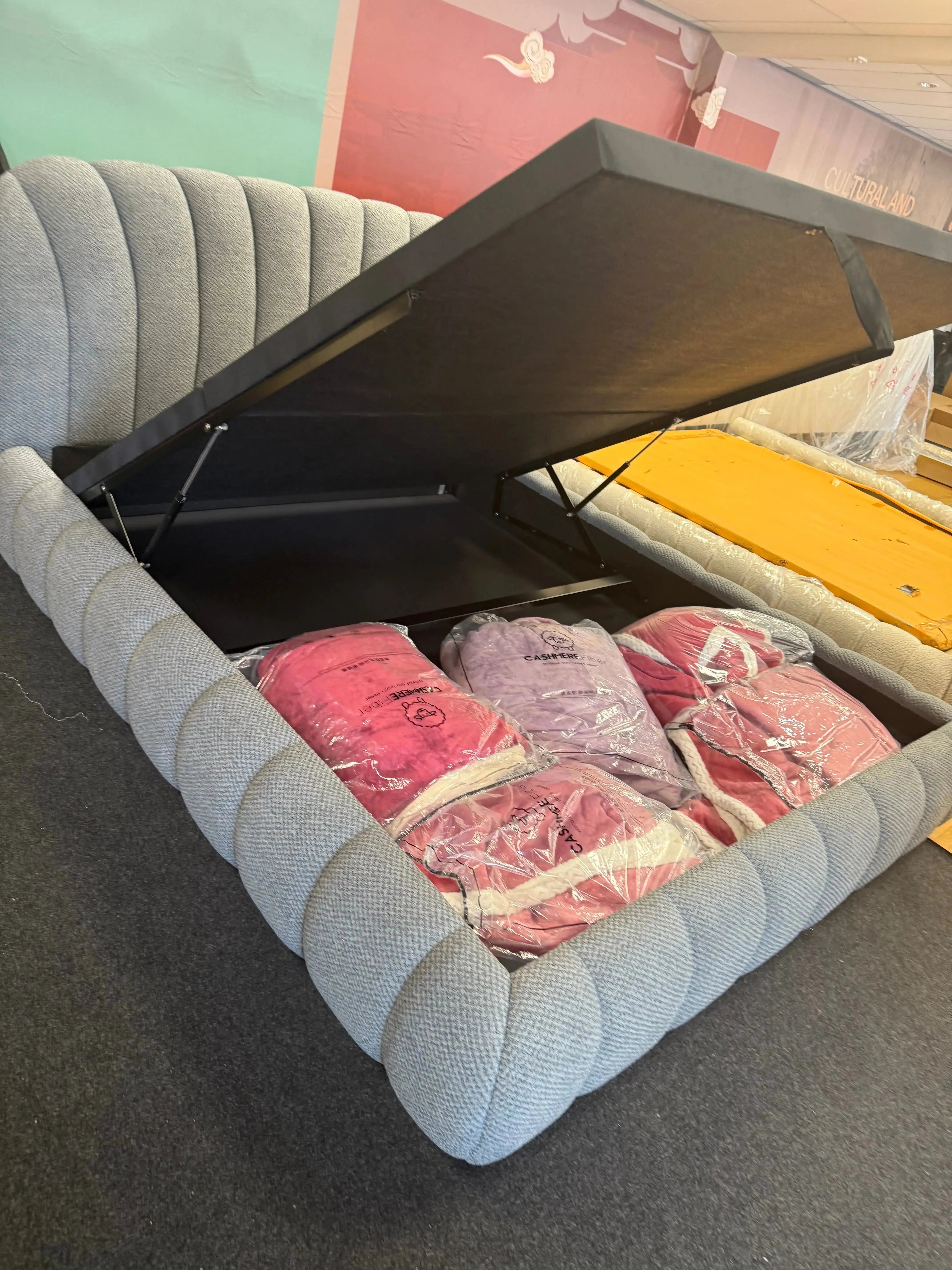 ZX-1297 Modern Storage Bed - Super Outlets
