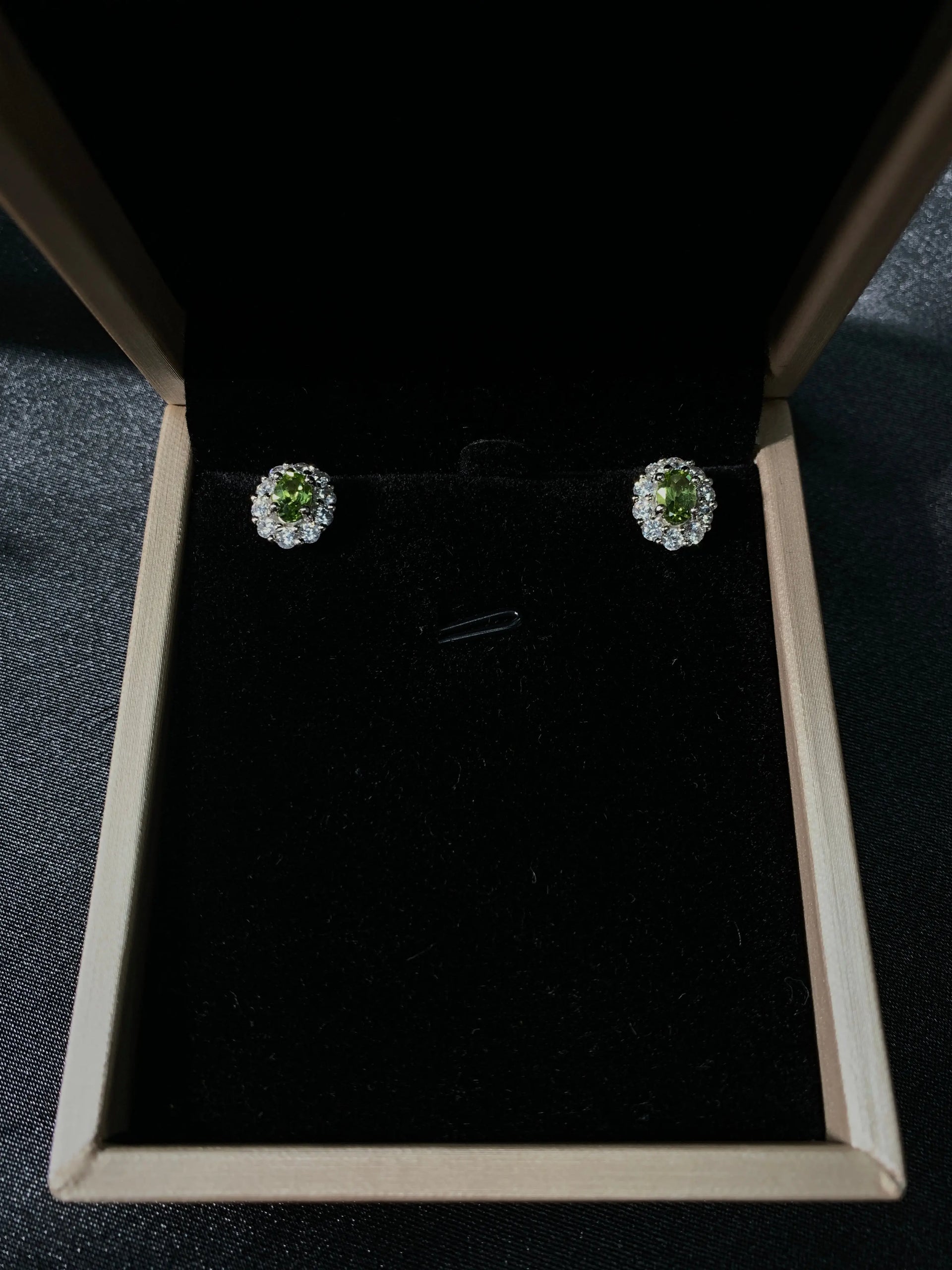 Handmade Natural Peridot Gemstones s925 Silver Earrings studs Yorkerla Jewellery