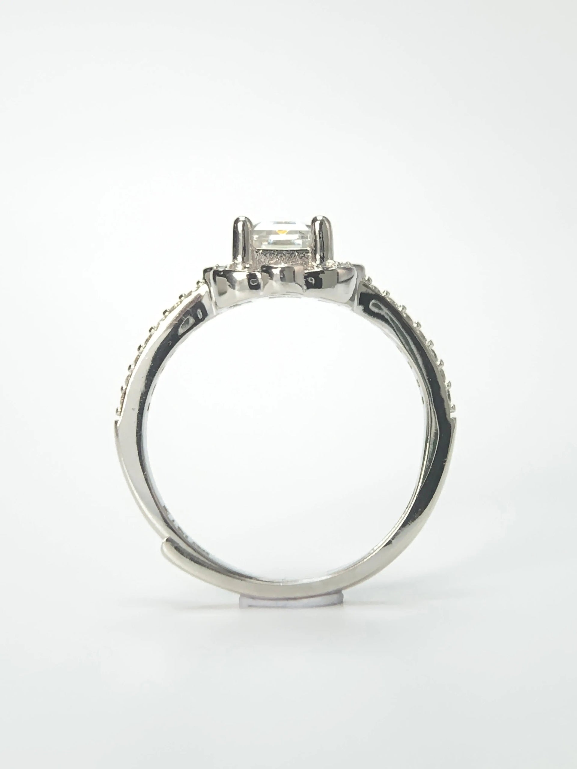 1 Carat Dreamland 925 Silver Moissanite Stone Ring Yorkerla Jewellery